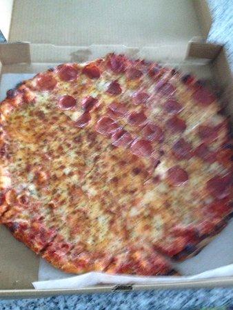 Daniello's Pizzeria & Pub