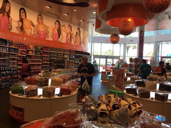 Sugar Life Ice Cream and Candy Bar