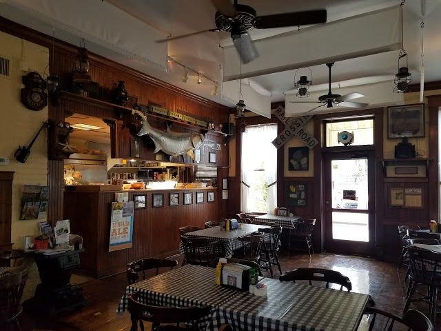 Loose Caboose Restaurant